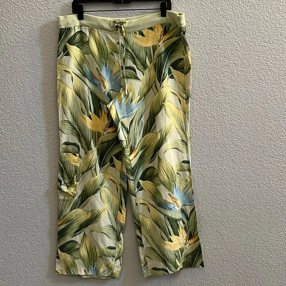 Tommy Bahama Womens Pants Colorful Resort Vacation Cruise Country Club Bold Sz M - Picture 1 of 7